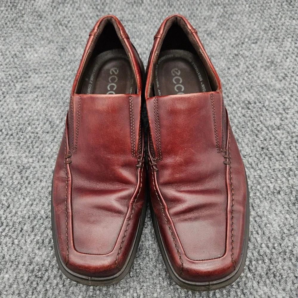 ECCO Helsinki (Men's 42) Burgundy Leather Slip On Loafers Dress Shoes Square Toe